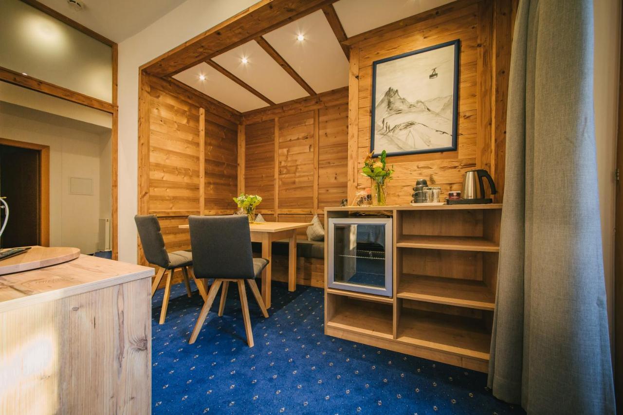 Arlen Lodge Hotel Inkl Premium Karte Im Sommer Sankt Anton am Arlberg Dış mekan fotoğraf