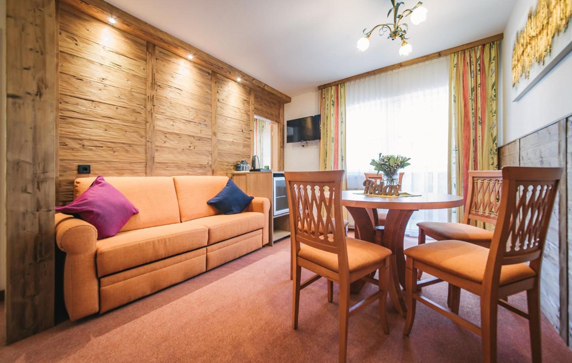 Arlen Lodge Hotel Inkl Premium Karte Im Sommer Sankt Anton am Arlberg Dış mekan fotoğraf