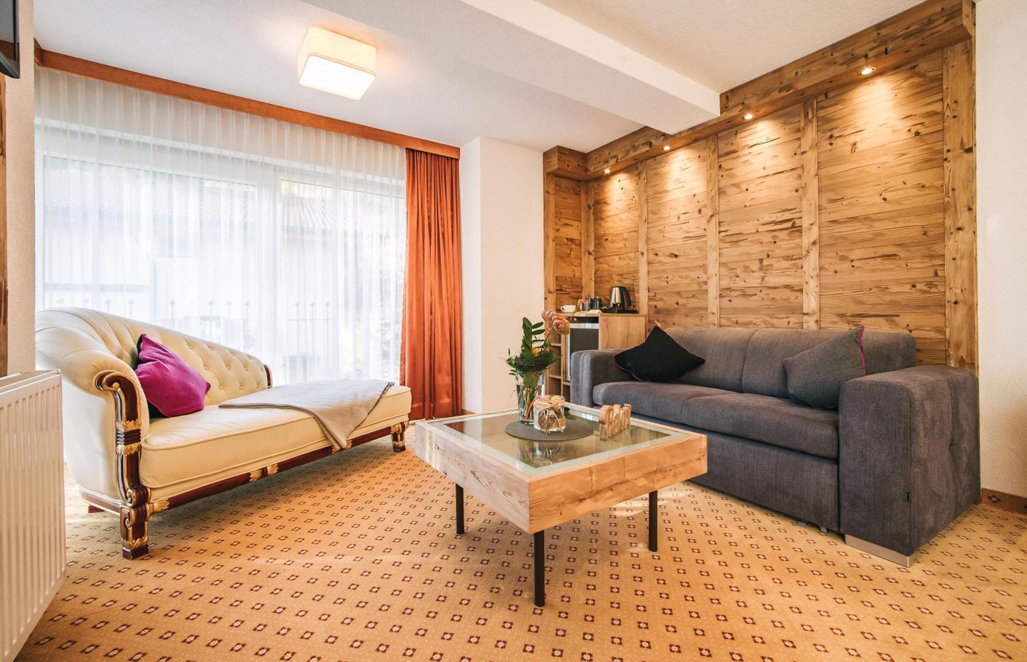 Arlen Lodge Hotel Inkl Premium Karte Im Sommer Sankt Anton am Arlberg Dış mekan fotoğraf
